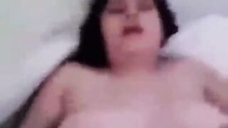 شوفوا ميلف من مصر، جمال واثارة تخلي القلب ينبض! سكس