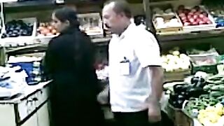 تركيا ورجالها: قصة مشترية عربية تحت ضغط إغراء المال والجنس - سكس