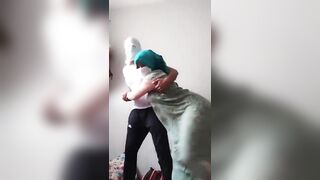 مصارعة حرة مع ستات عربيات كبار في السن بطريقة مثيرة! سكس