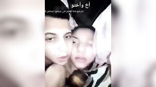 سكس عائلي مصري - بنت صغيرة تصرخ و متحمسة لدرجة الجنون! سكس