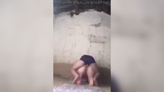 نيك سريع دوكي من غير ما نخلع الملابس - سكس