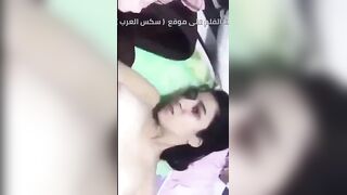 أنت جد بتضحك؟ بنت مصرية متفاجئة من حبيبها واللي قاعد يصورها معاها - جنس